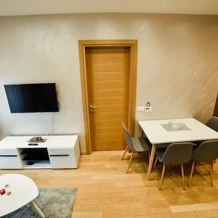 Apartament Goca Lux *